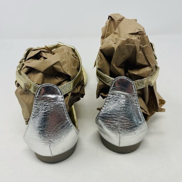 MICHAEL Michael Kors Youth Girls Size 3 T Strap Thong Wedge Sandals in Gold S5 - Picture 4 of 8